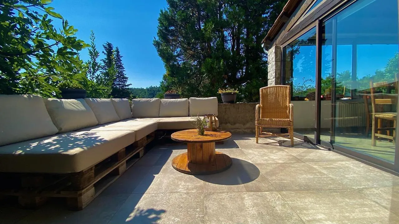 Holiday home La Joannassiene, Maison Ardechoise De Caractere